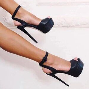 Brand New never worn Black Platform Strappy Ankle Strap High Heels 39 or 8.5 US